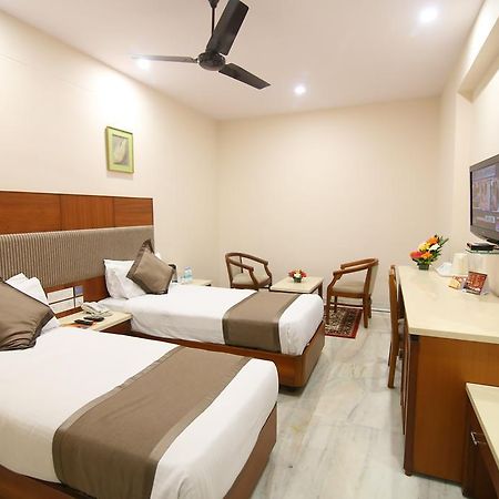 Daspalla Executive Court Visakhapatnam Extérieur photo