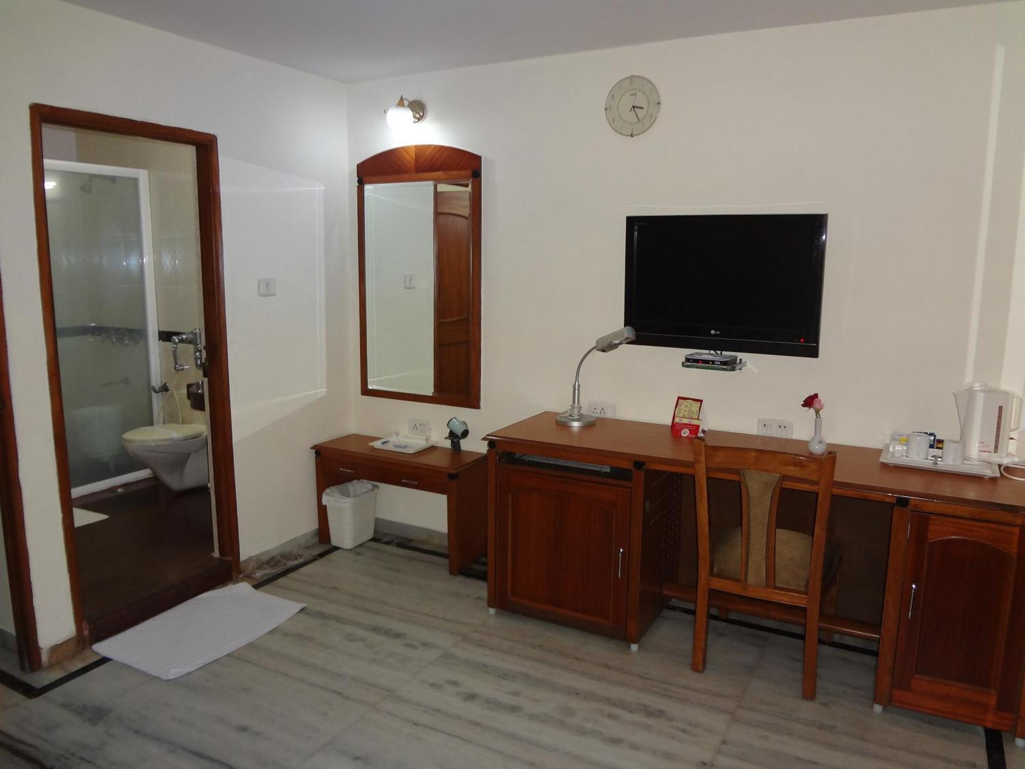 Daspalla Executive Court Visakhapatnam Extérieur photo