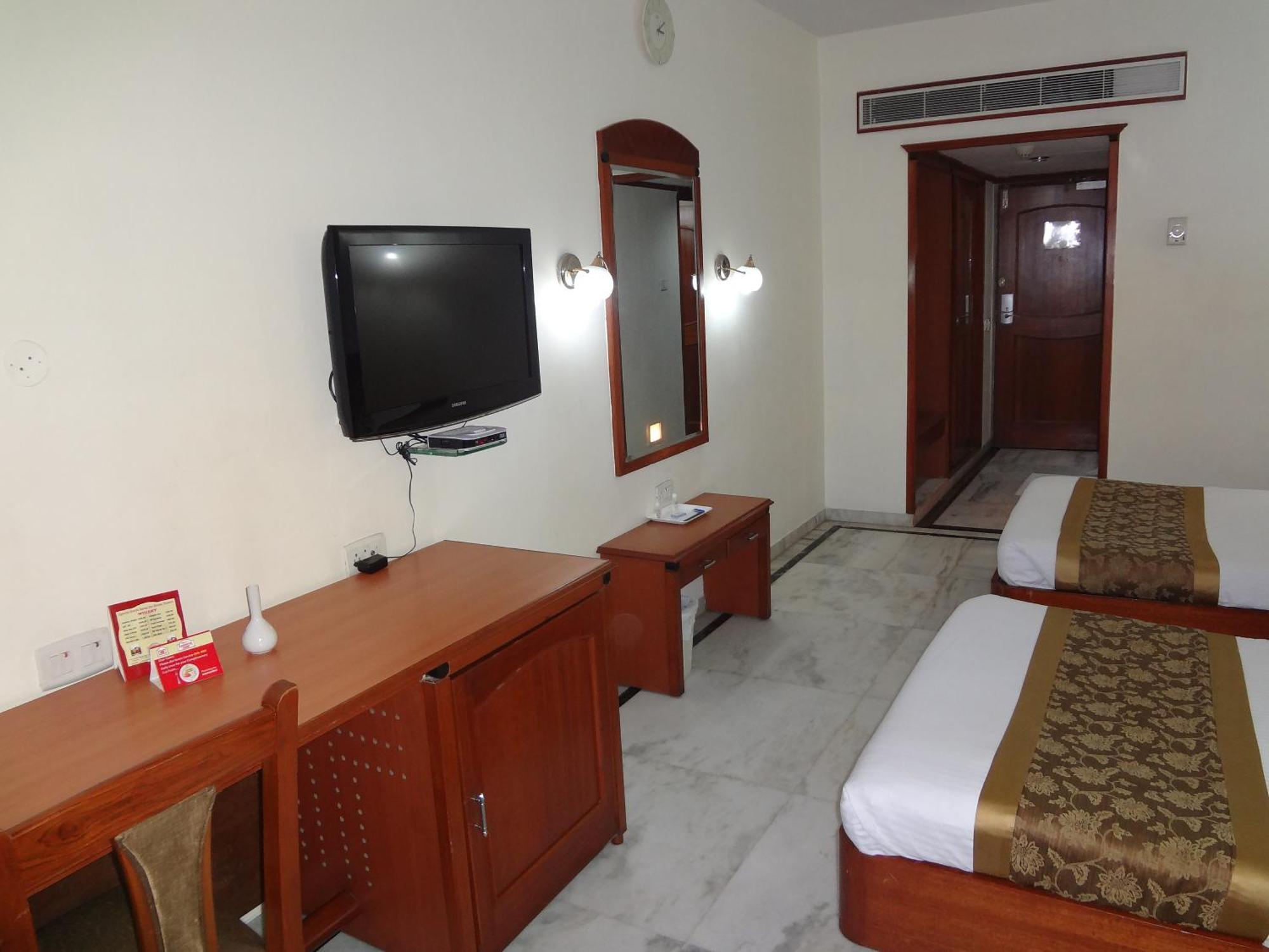 Daspalla Executive Court Visakhapatnam Extérieur photo