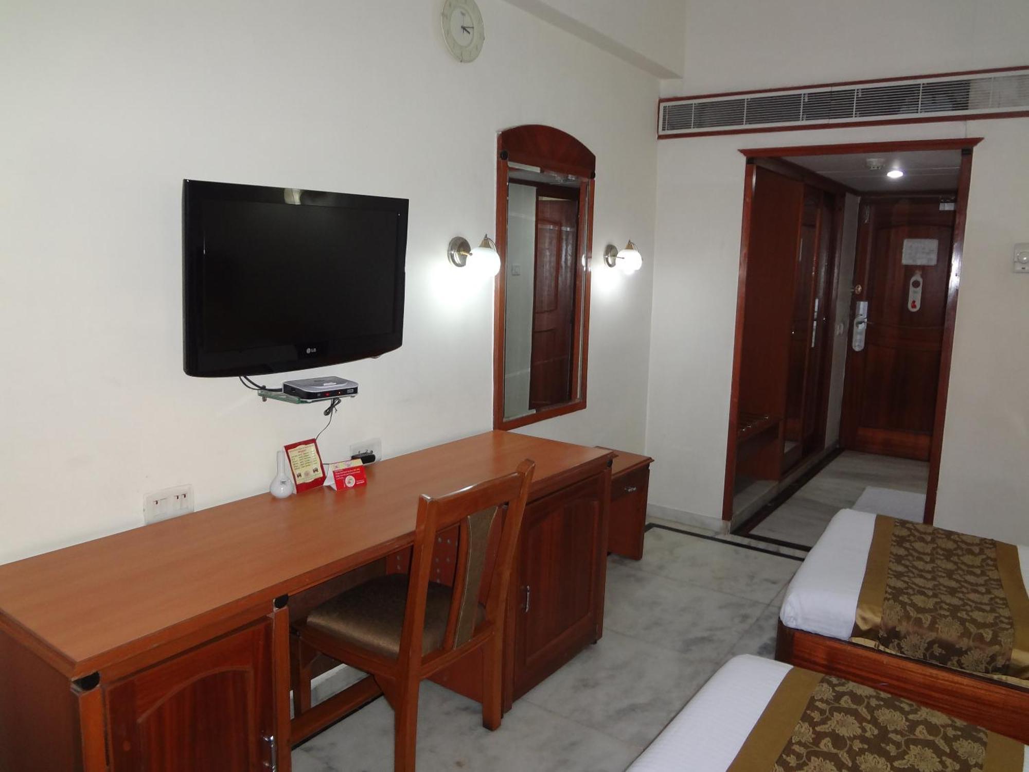 Daspalla Executive Court Visakhapatnam Extérieur photo